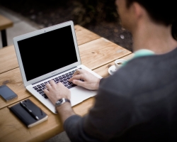 Optional image title